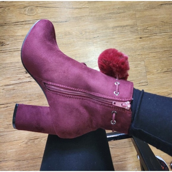 HIGH HEEL ANKLE BOOT BOOTIE RED POM POMS WOMENS SIZE 8 - Picture 2 of 6